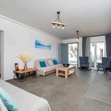 بيت للعطل Cave *