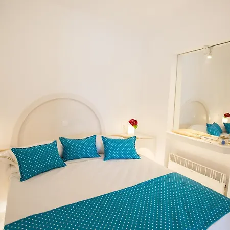 Cave Feriehus Monolithos