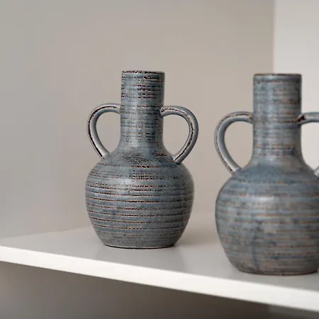 Cave Дом отдыха Монолитос